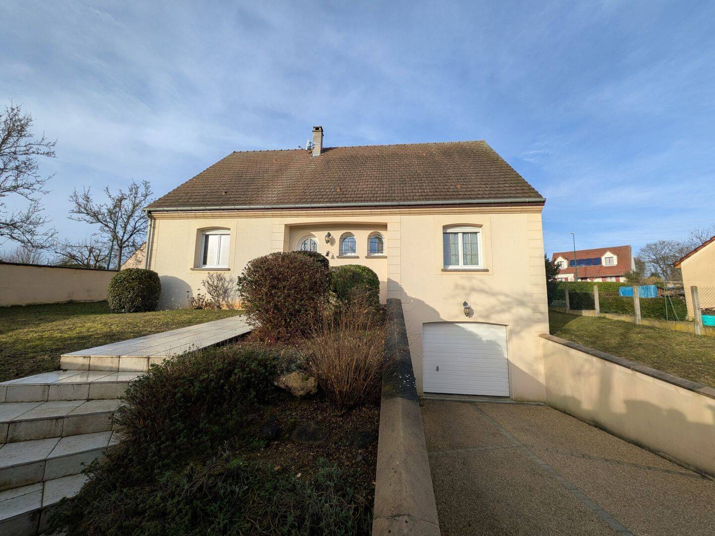 Maison 4 pièces 106 m² · à Saint-Martin-du-Tertre · 106 m² · 235 000 €