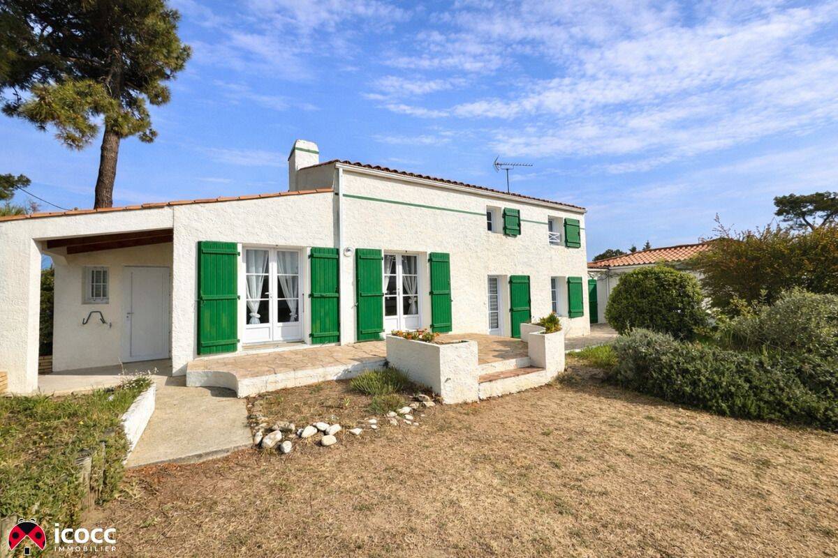 Maison 8 pièces 220 m² · à L'Aiguillon-la-Presqu'Île · 220 m² · 572 000 €