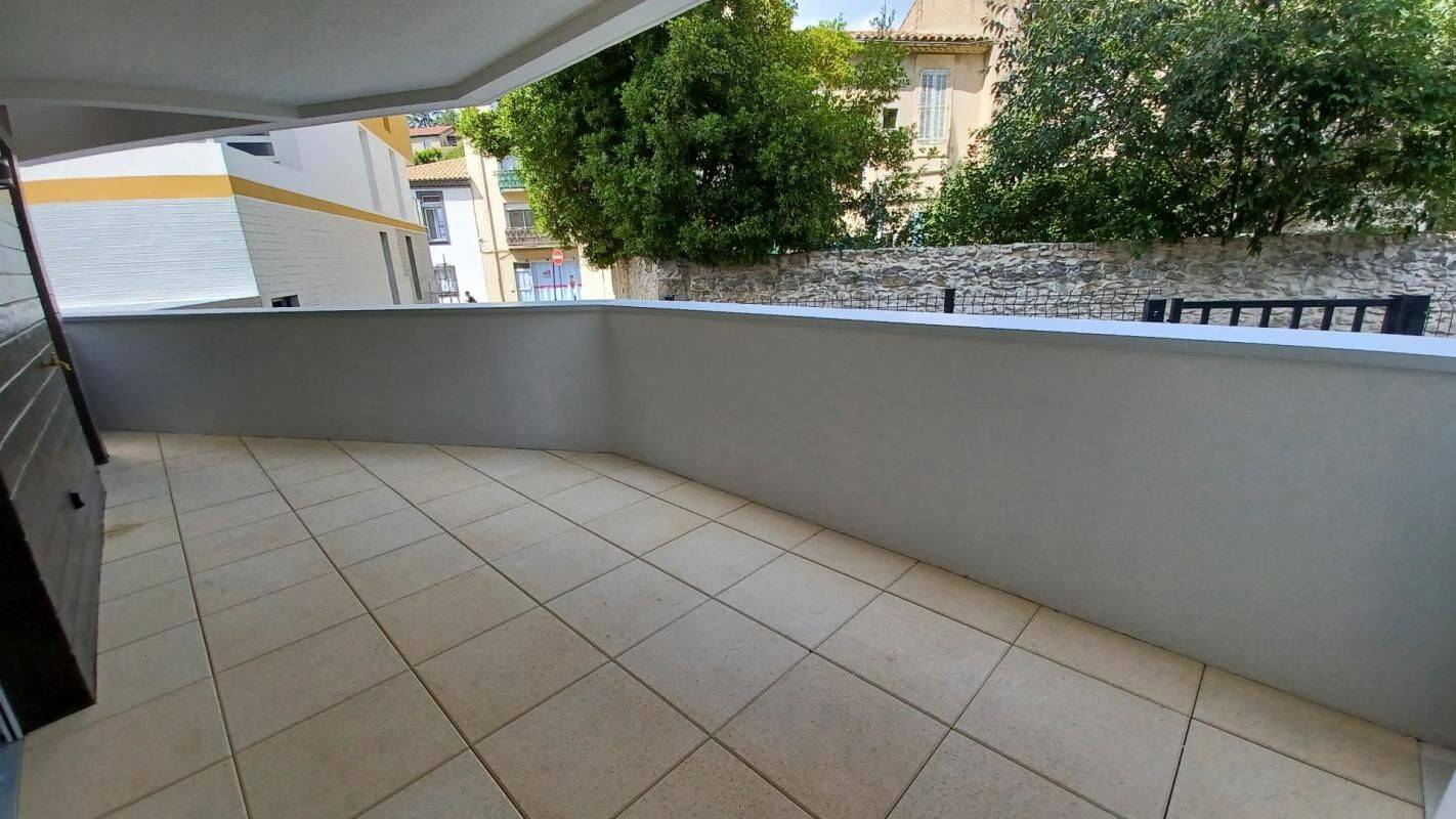 Appartement 3 pièces 57 m² · à Nîmes · 57 m² · 766 €