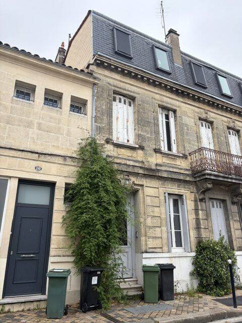 Maison 2 pièces 93 m² · à Bordeaux · 92,5 m² · 1 500 €