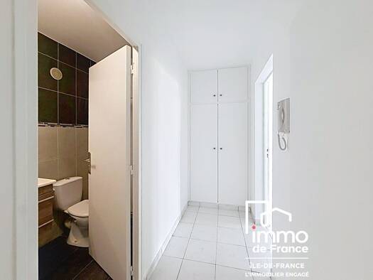 Appartement à vendre 130 000 € 1 pièce 29,9 m² 5ème étage Bienvenue Rigaud Le Bourget 93350
