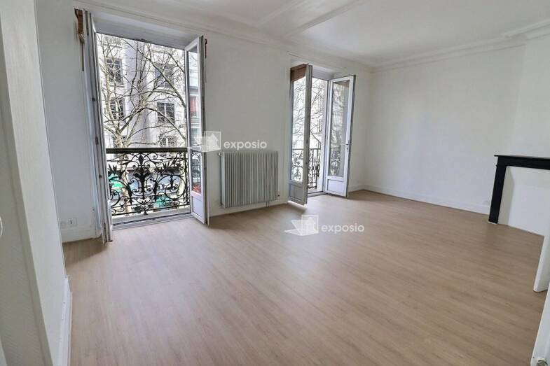 Appartement à vendre 335 000 € 1 pièce 38 m² Étage 2/7 Gambetta Paris 20ème 75020