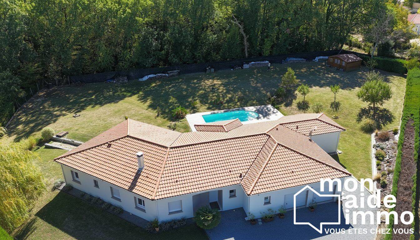 Maison 7 pièces 193 m² · à Fargues-Saint-Hilaire · 193 m² · 695 000 €