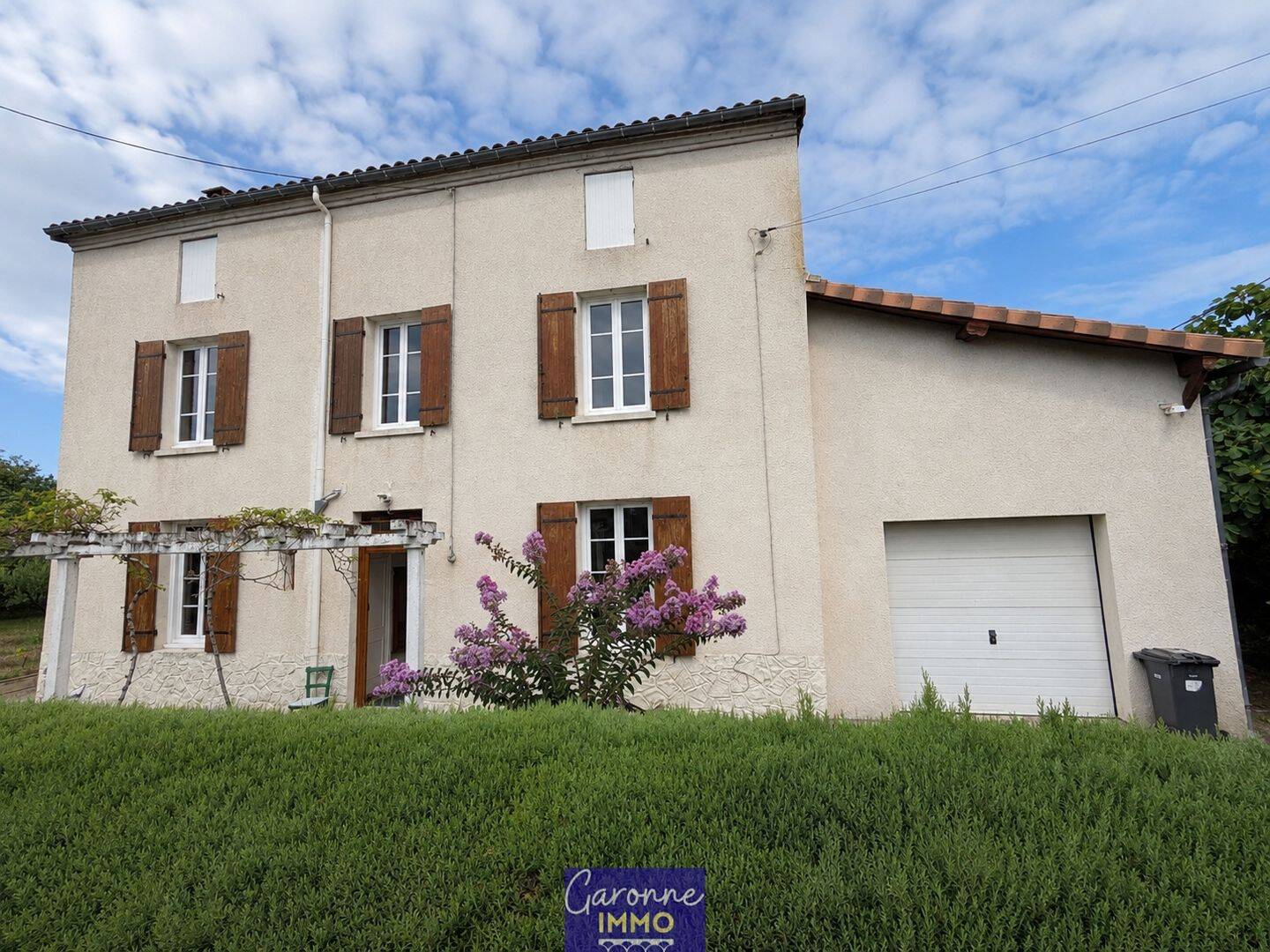 Maison 6 pièces 232 m² · à Tonneins · 232 m² · 160 000 €
