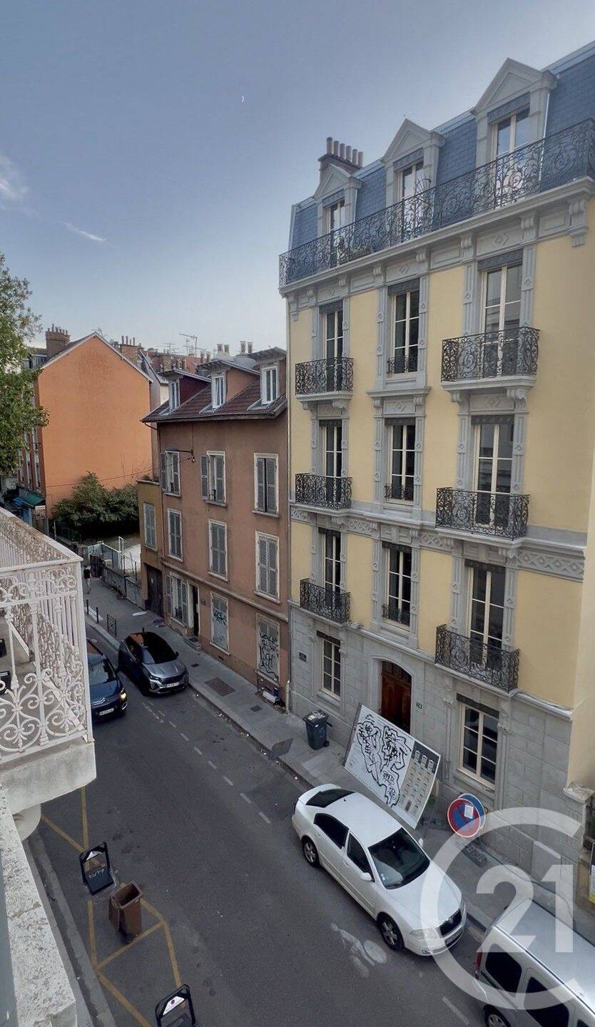 4 pièces 55 m² · à Grenoble · 55 m² · 1 090 €/mois