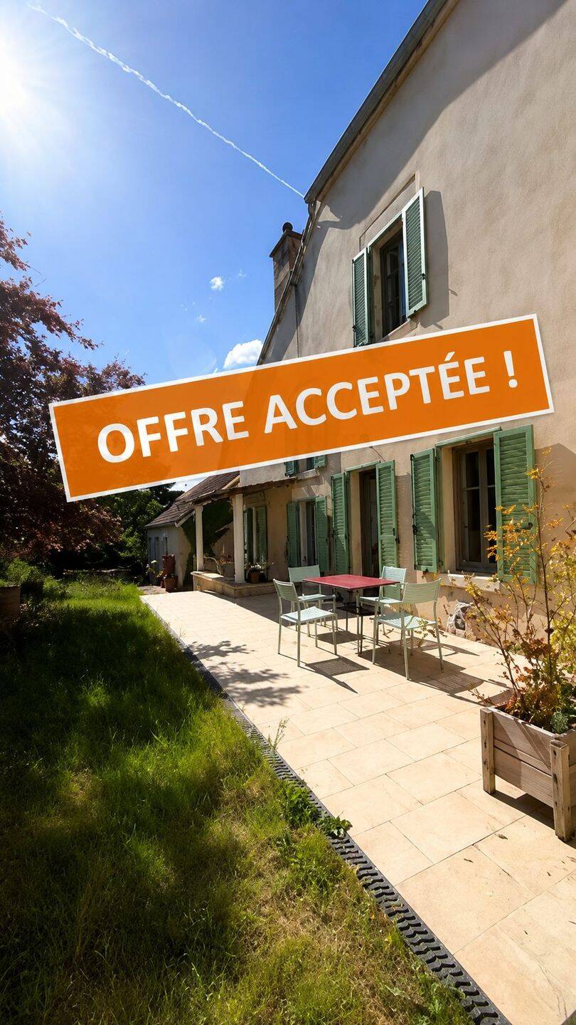 Maison 10 pièces 221 m² · à Épineuil · 221,3 m² · 325 000 €