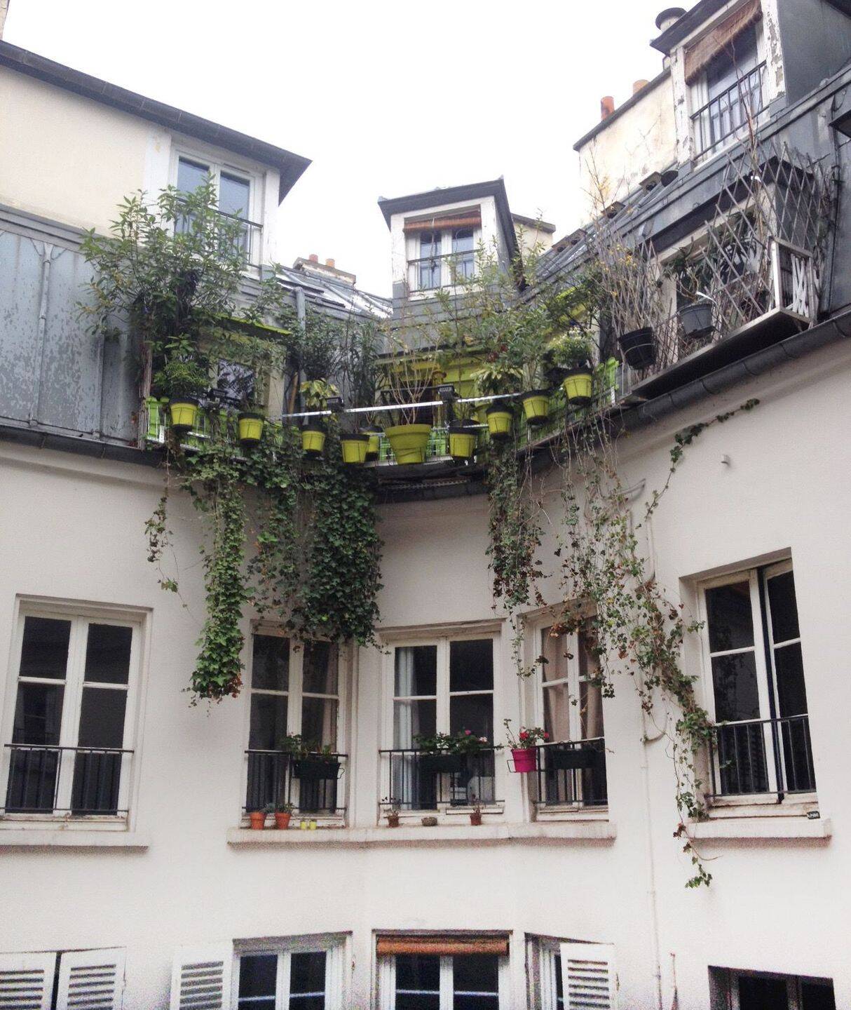 Appartement 1 pièce 22 m² · à Paris 10ème Arrondissement · 22 m² · 1 008 €/mois