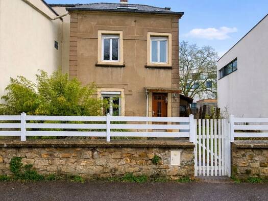 Maison à vendre 249 000 € 4 pièces 2 chambres 90 m² 403 m² de terrain Mondorff 57570