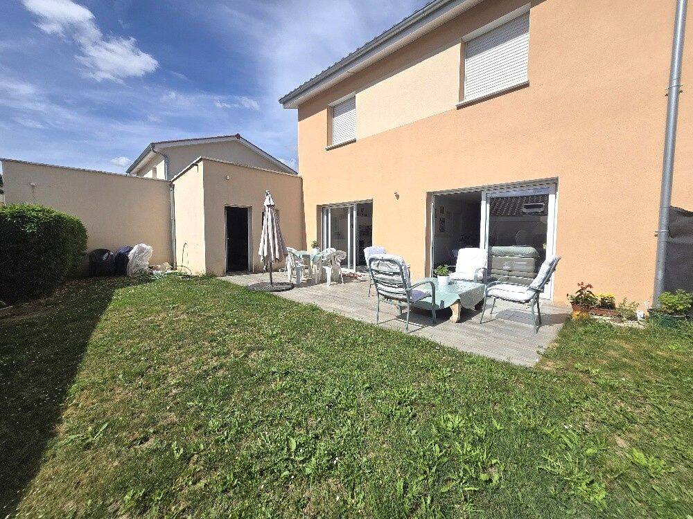 Maison 6 pièces 108 m² · à Brindas · 108 m² · 398 000 €