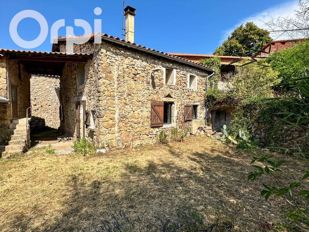 Maison en pierre 102 m² – Proche Vals-les-Bains – 205 000 euros