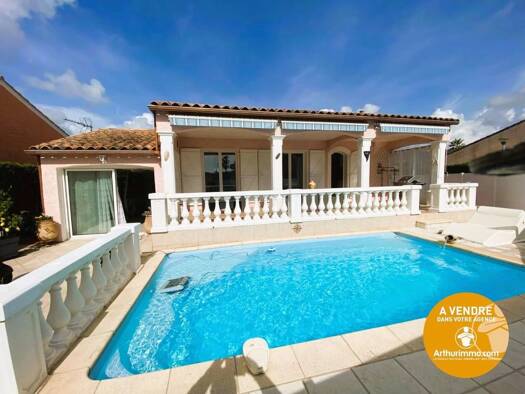 Villa à vendre 648 800 € 4 pièces 3 chambres 80 m² 330 m² de terrain Centre Bormes-les-Mimosas 83230