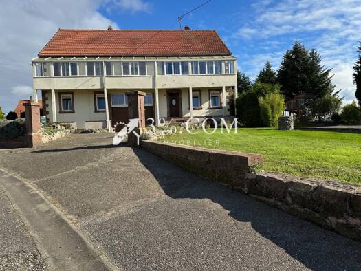 Maison à vendre 196 000 € 11 pièces 5 chambres 252 m² 3 000 m² de terrain La Petite-Pierre 67290