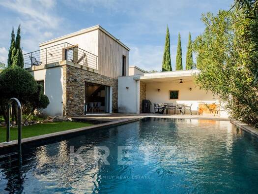 Maison à vendre 1 180 000 € 6 pièces 4 chambres 114 m² 459 m² de terrain Zone Eparse Est Porto-Vecchio 20137