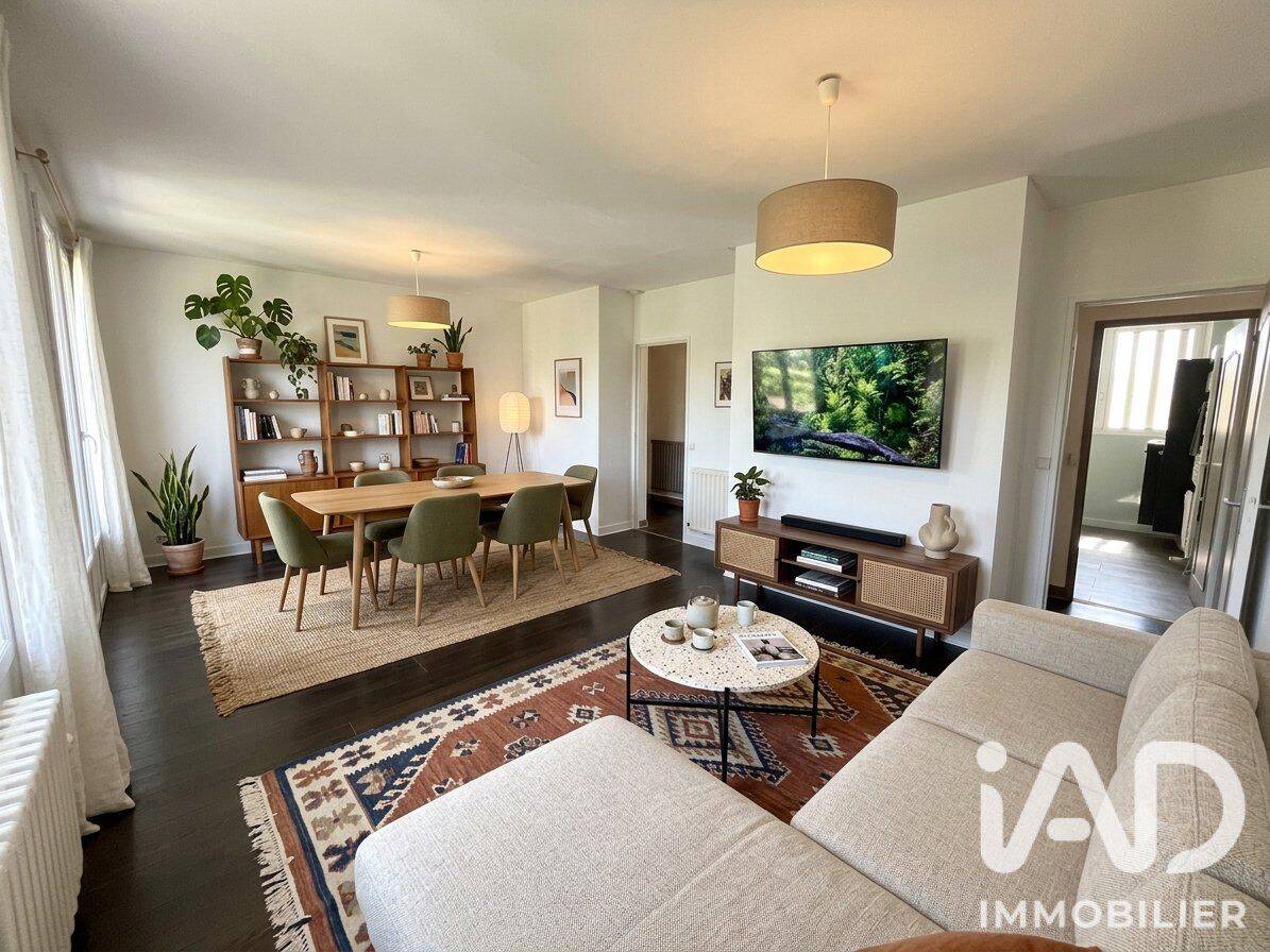 Appartement 3 pièces 69 m² · à Laval · 68,6 m² · 125 000 €