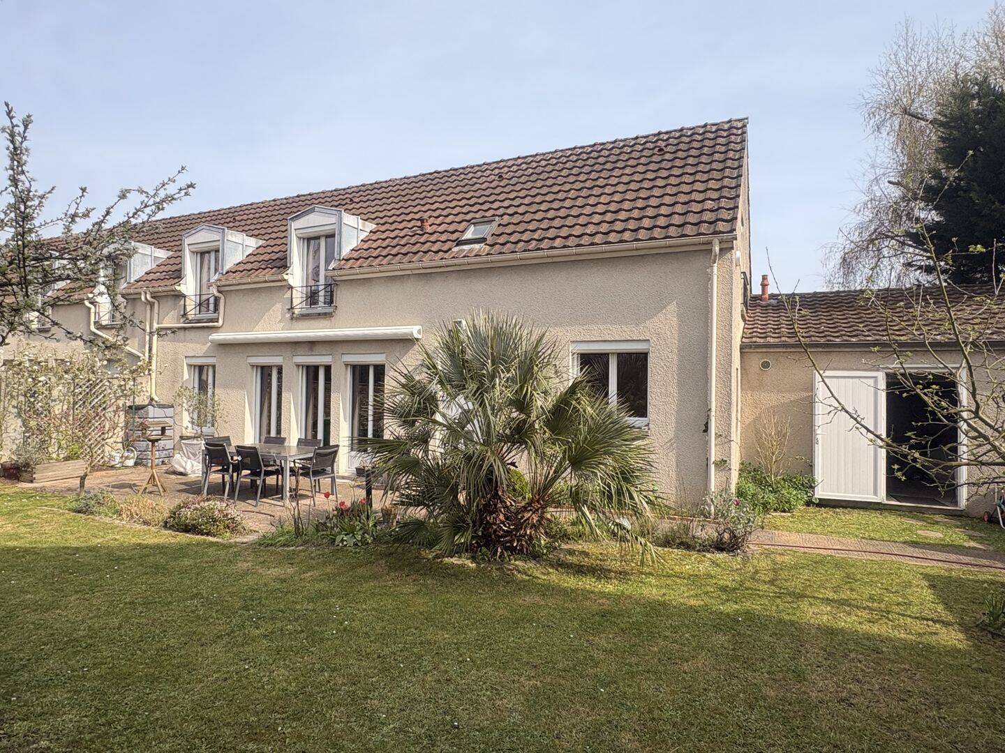 Maison 5 pièces 105 m² · à Éragny · 105 m² · 350 000 €