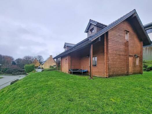 Maison à vendre 380 000 € 6 pièces 3 chambres 147 m² 666 m² de terrain Plougonvelin 29217