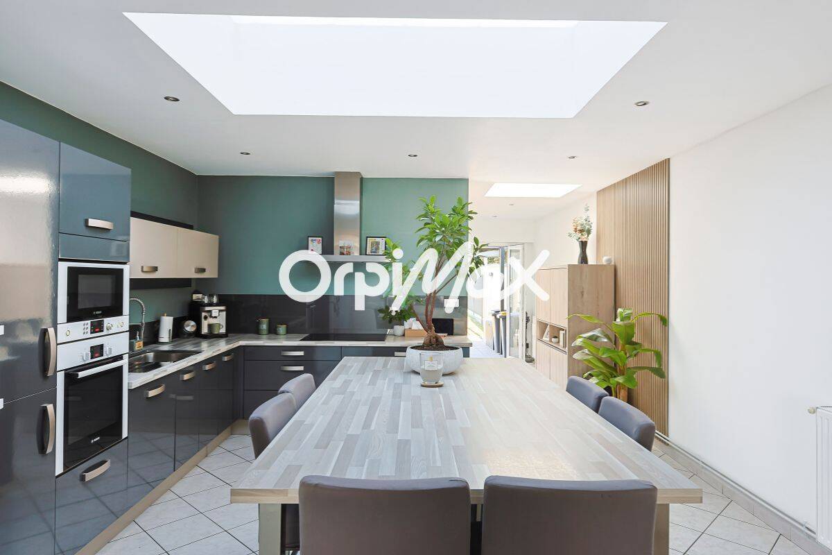 Maison 4 pièces 115 m² · à Tourcoing · 115 m² · 244 900 €