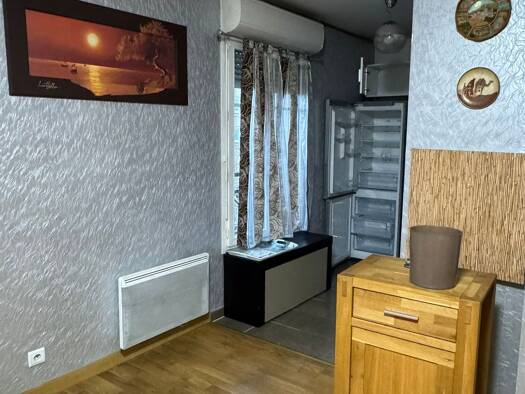 Appartement à louer 1 300 € 2 pièces 1 chambre 52 m² Étage 4/6 Alfort Maisons-Alfort 94700