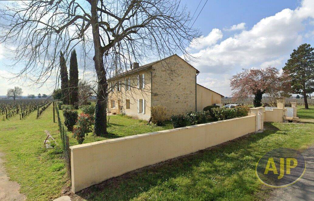Maison 5 pièces 140 m² · à Saint-Sulpice-de-Faleyrens · 140 m² · 1 200 €