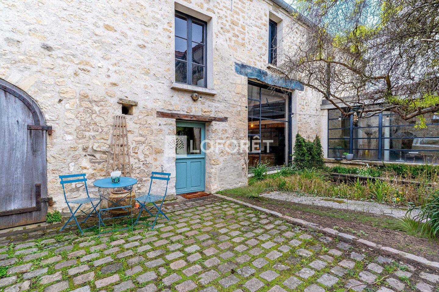 Maison 7 pièces 232 m² · à Meulan-en-Yvelines · 231,6 m² · 2 950 €/mois
