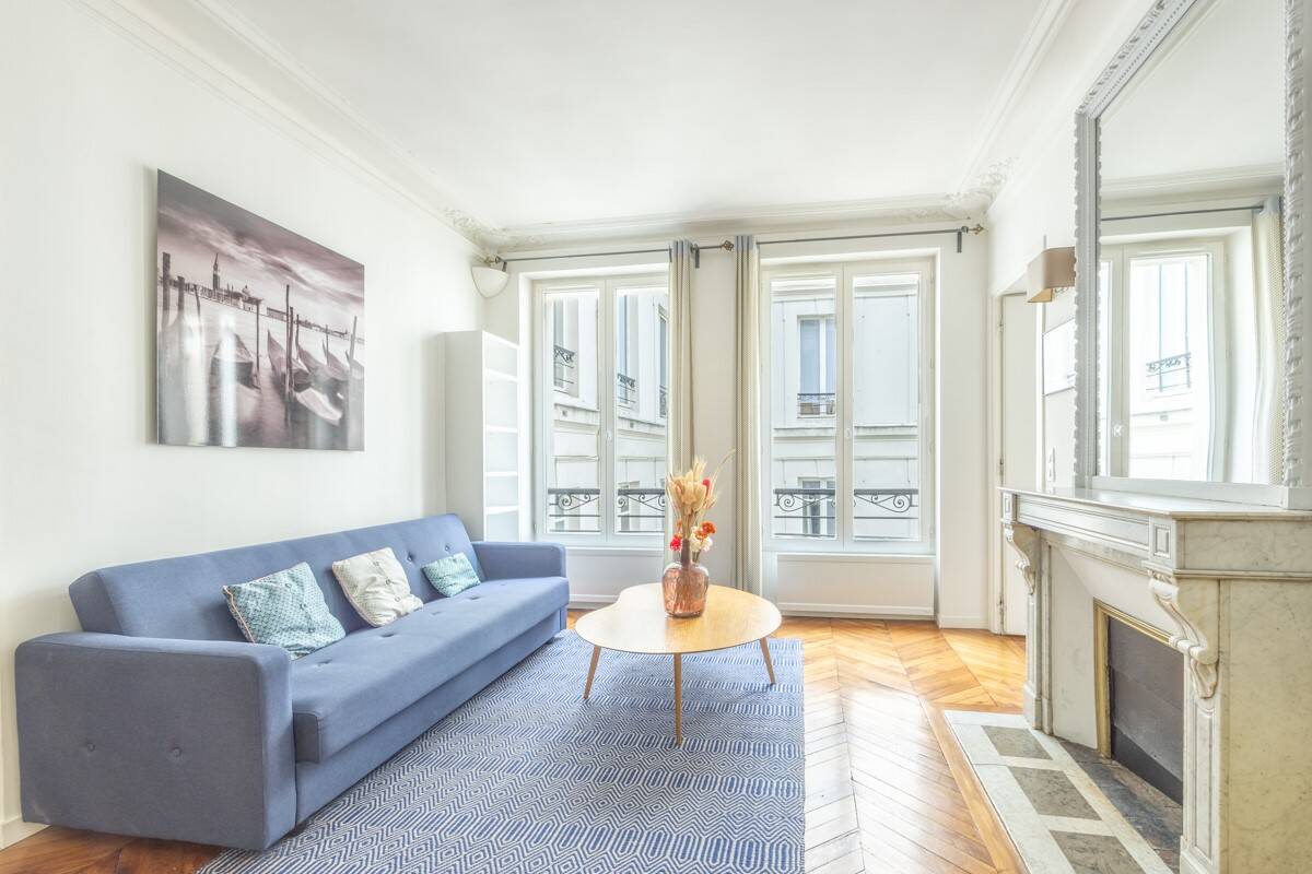 Appartement 5 pièces 90 m² · à Paris 8ème Arrondissement · 90 m² · 3 600 €/mois