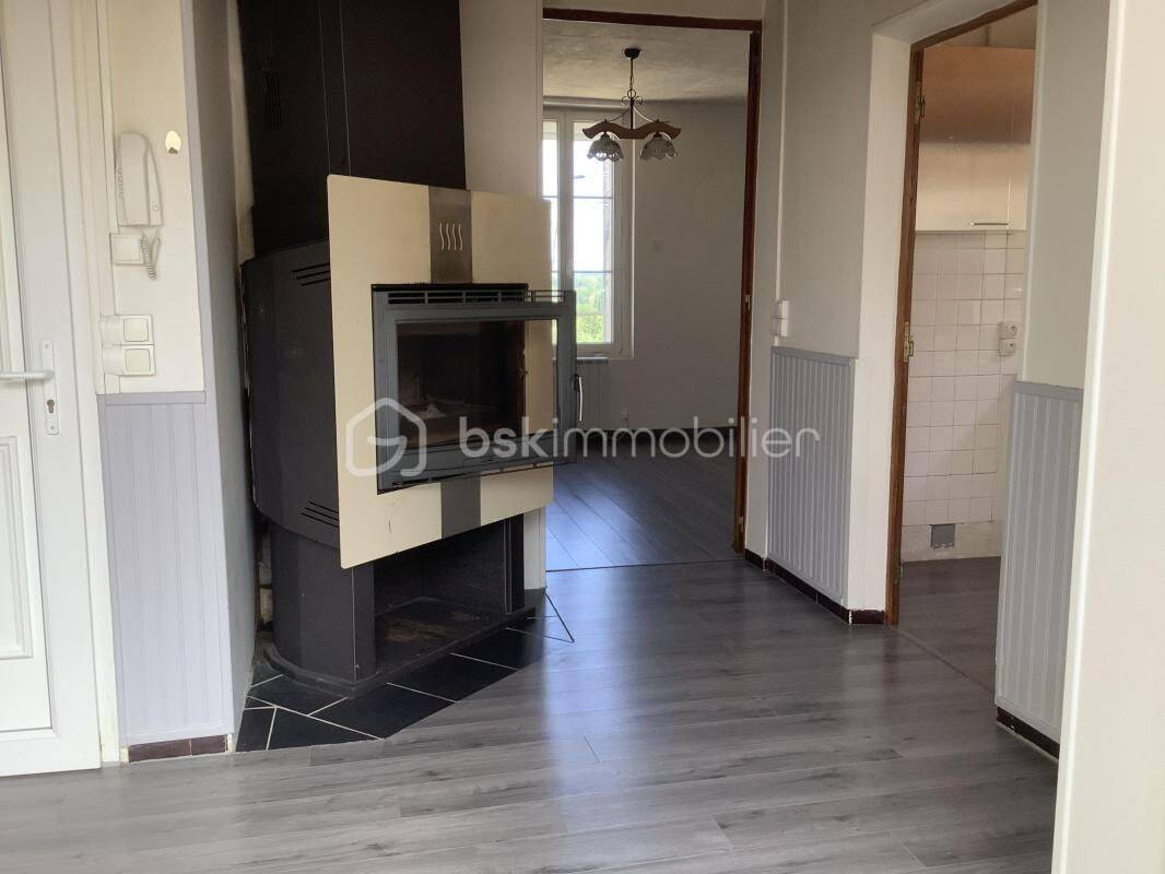 Maison 4 pièces 90 m² · à Pont-sur-Yonne · 90 m² · 144 000 €