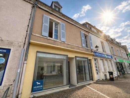 Immeuble à vendre 155 875 € 140 m² Sud Déols 36130