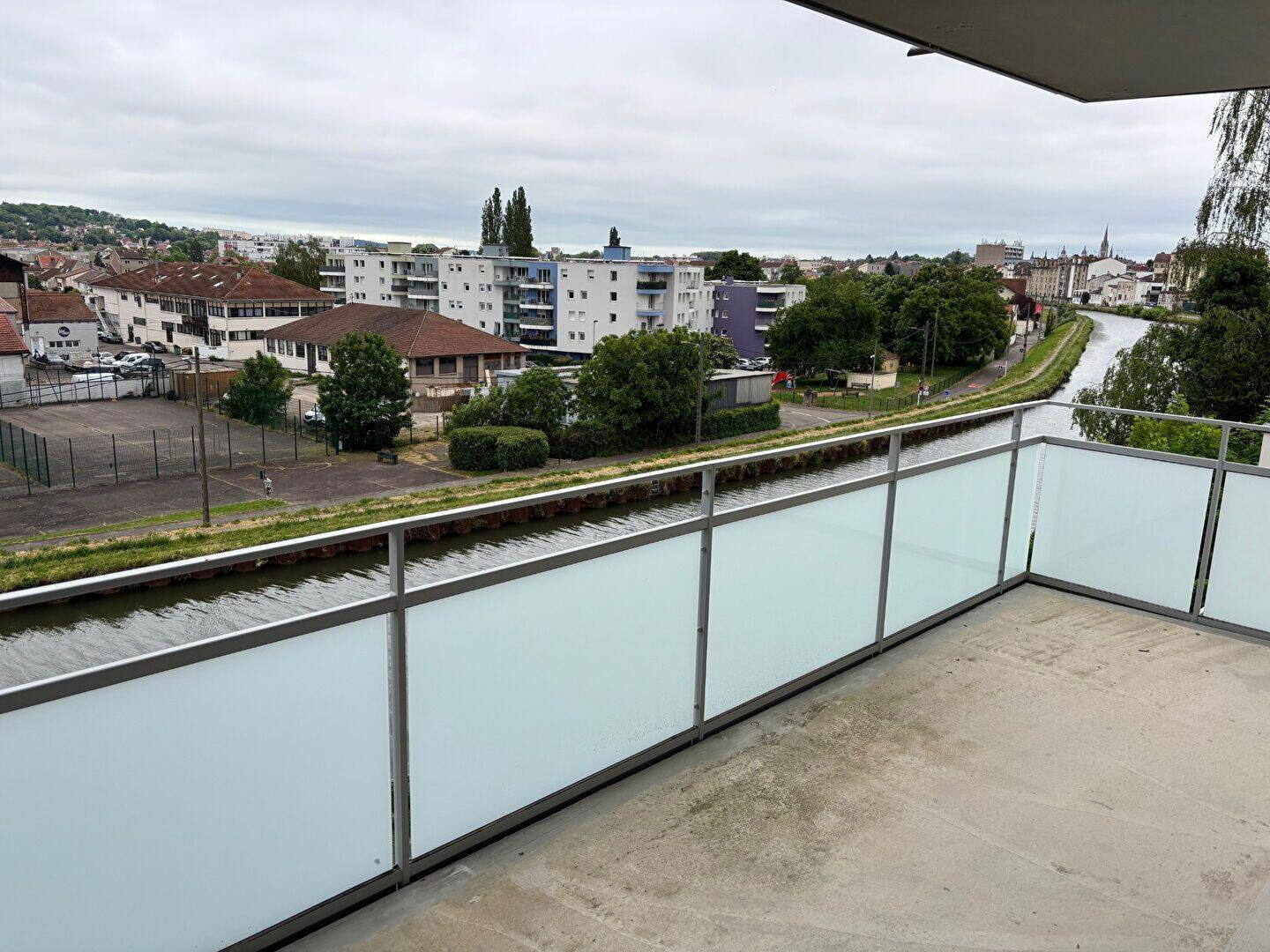Appartement 4 pièces 98 m² · à Maxéville · 98 m² · 1 063 €