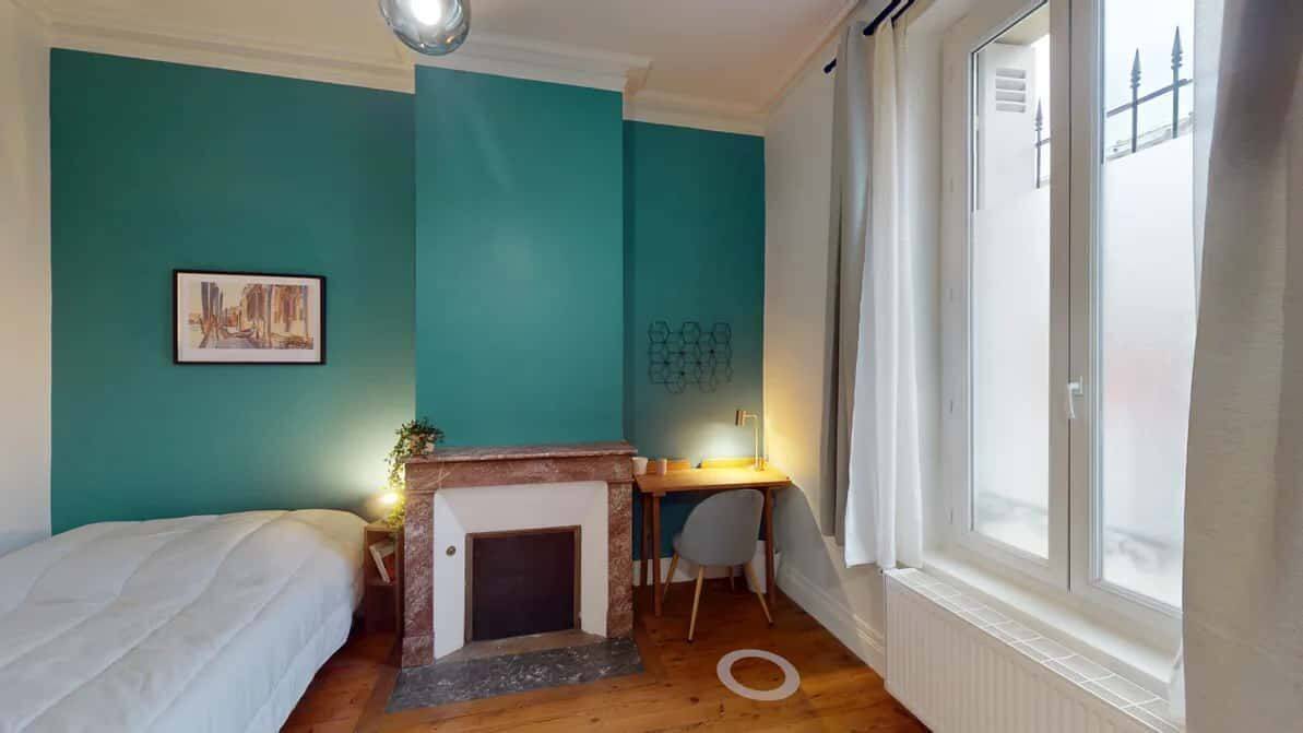1 pièce 15 m² · à Bordeaux · 15 m² · 810 €/mois