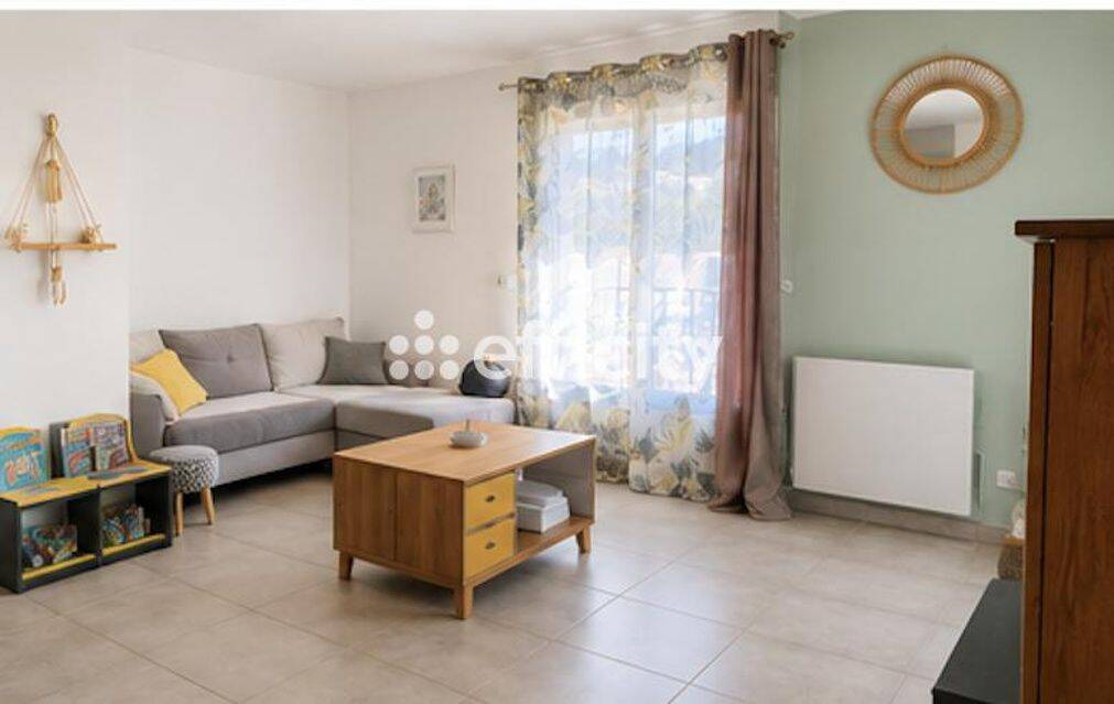 Appartement 3 pièces 77 m² · à Châteauneuf-les-Martigues · 77 m² · 225 000 €