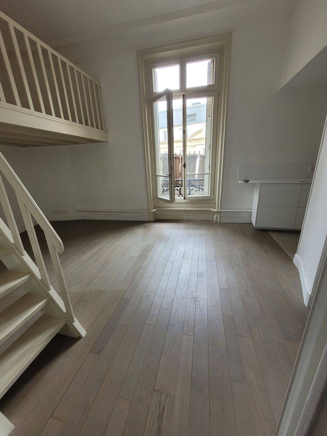 Appartement 1 pièce 36 m² · à Paris 11ème Arrondissement · 36 m² · 1 301 €