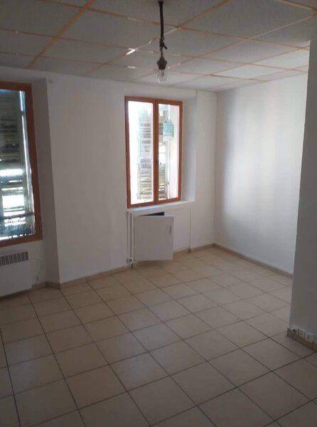 Appartement 1 pièce 27 m² · à Marseille 1er Arrondissement · 27 m² · 620 €
