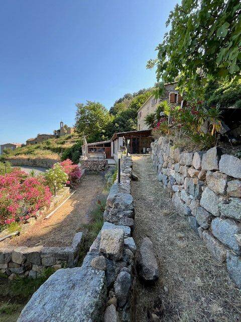 Maison 3 pièces 180 m² · à Olmeto · 180 m² · 192 000 €