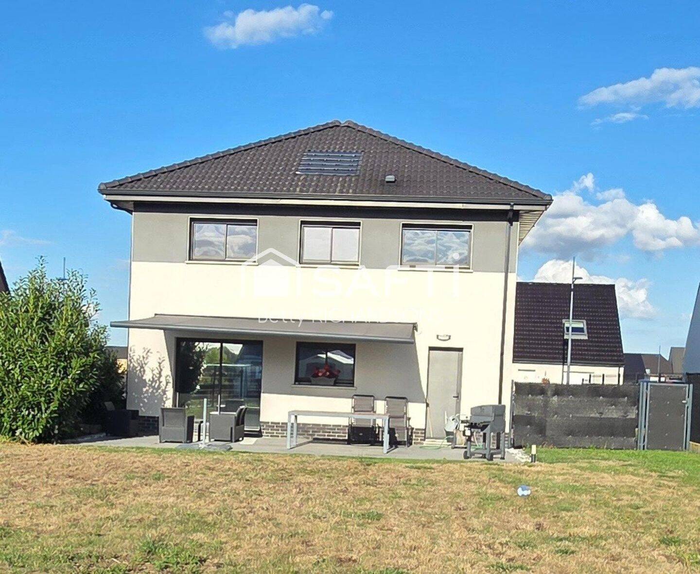 Maison 8 pièces 106 m² · à Avion · 106 m² · 320 000 €