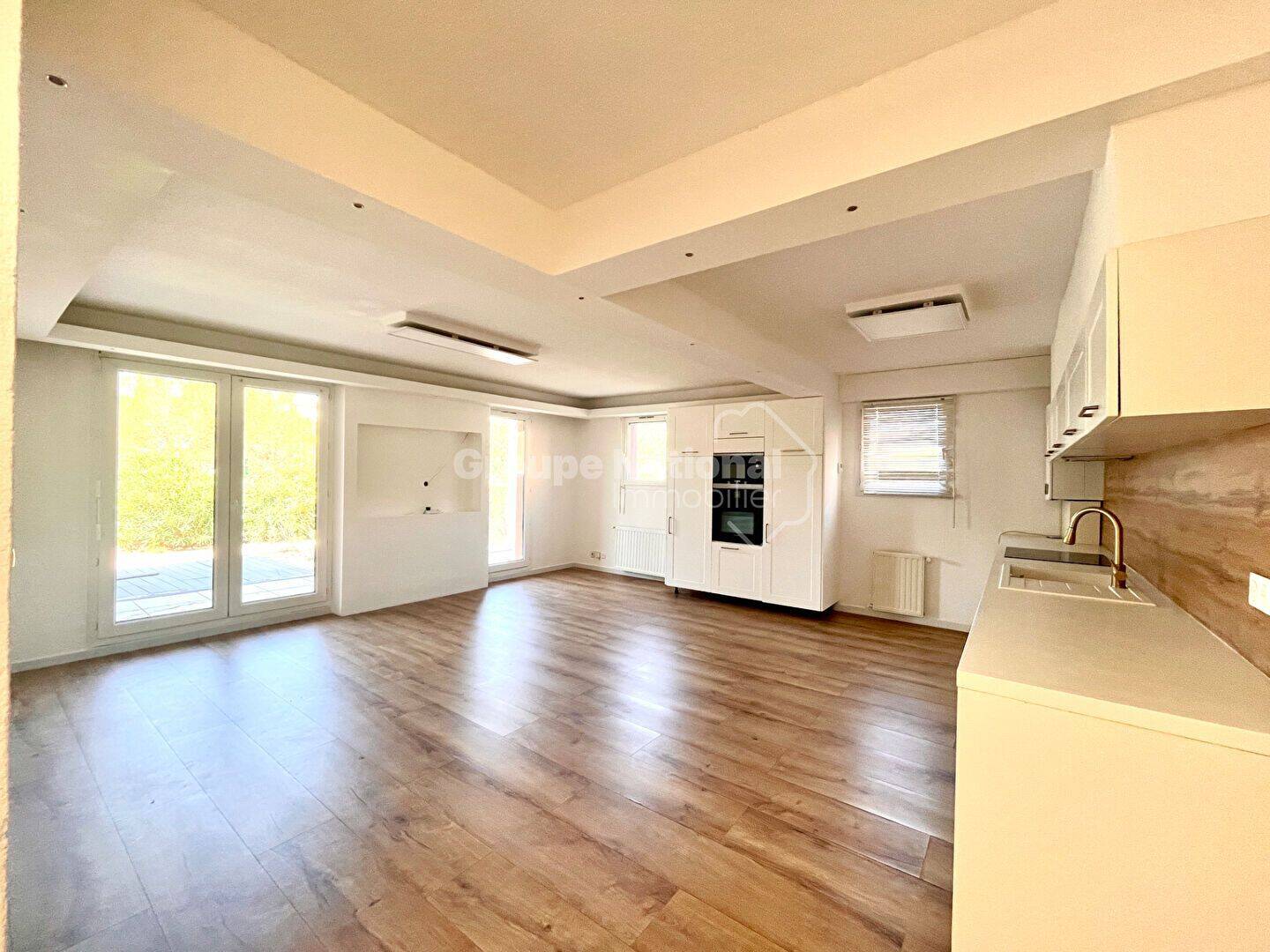 Appartement 3 pièces 70 m² · à Les Angles · 70,2 m² · 215 000 €