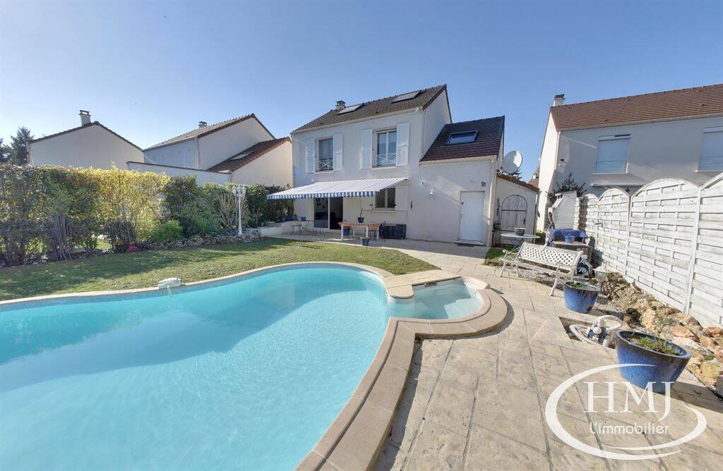 Maison 7 pièces 130 m² · à Bondoufle · 130 m² · 472 000 €