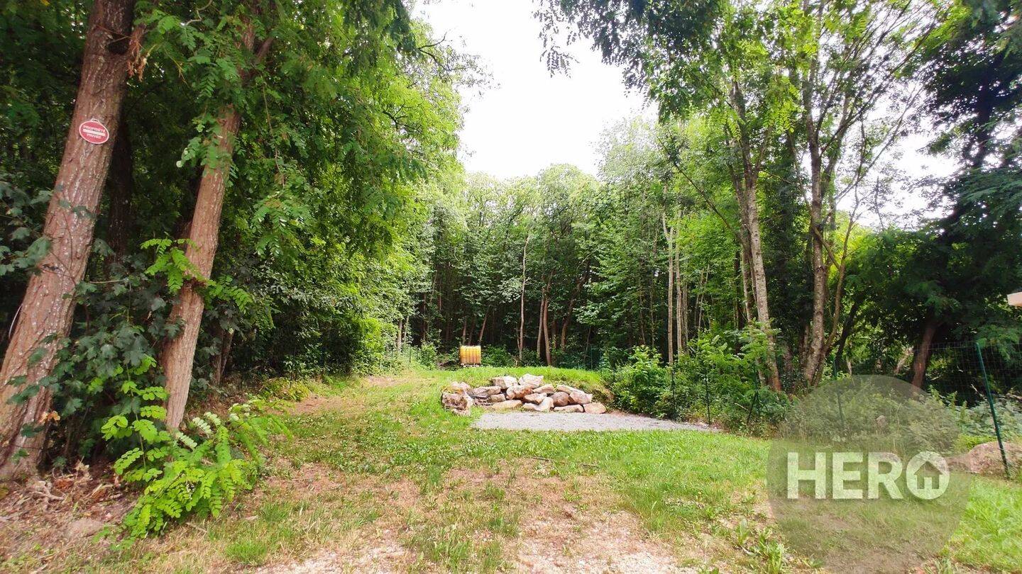 Terrain de 590 m² à Les Clayes-sous-Bois - photo 2