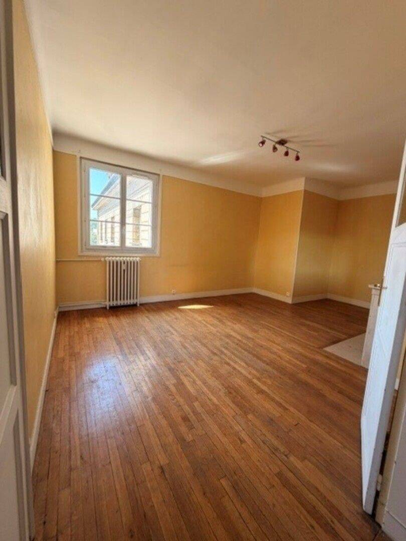 Appartement 2 pièces 58 m² · à Creil · 58 m² · 760 €