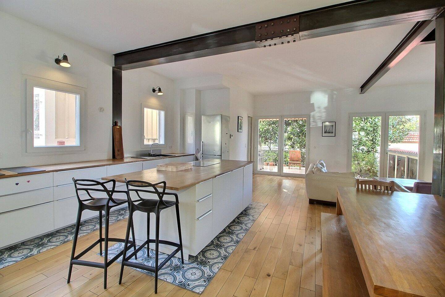 Maison 5 pièces 227 m² · à Marseille 8ème Arrondissement · 227 m² · 890 000 €