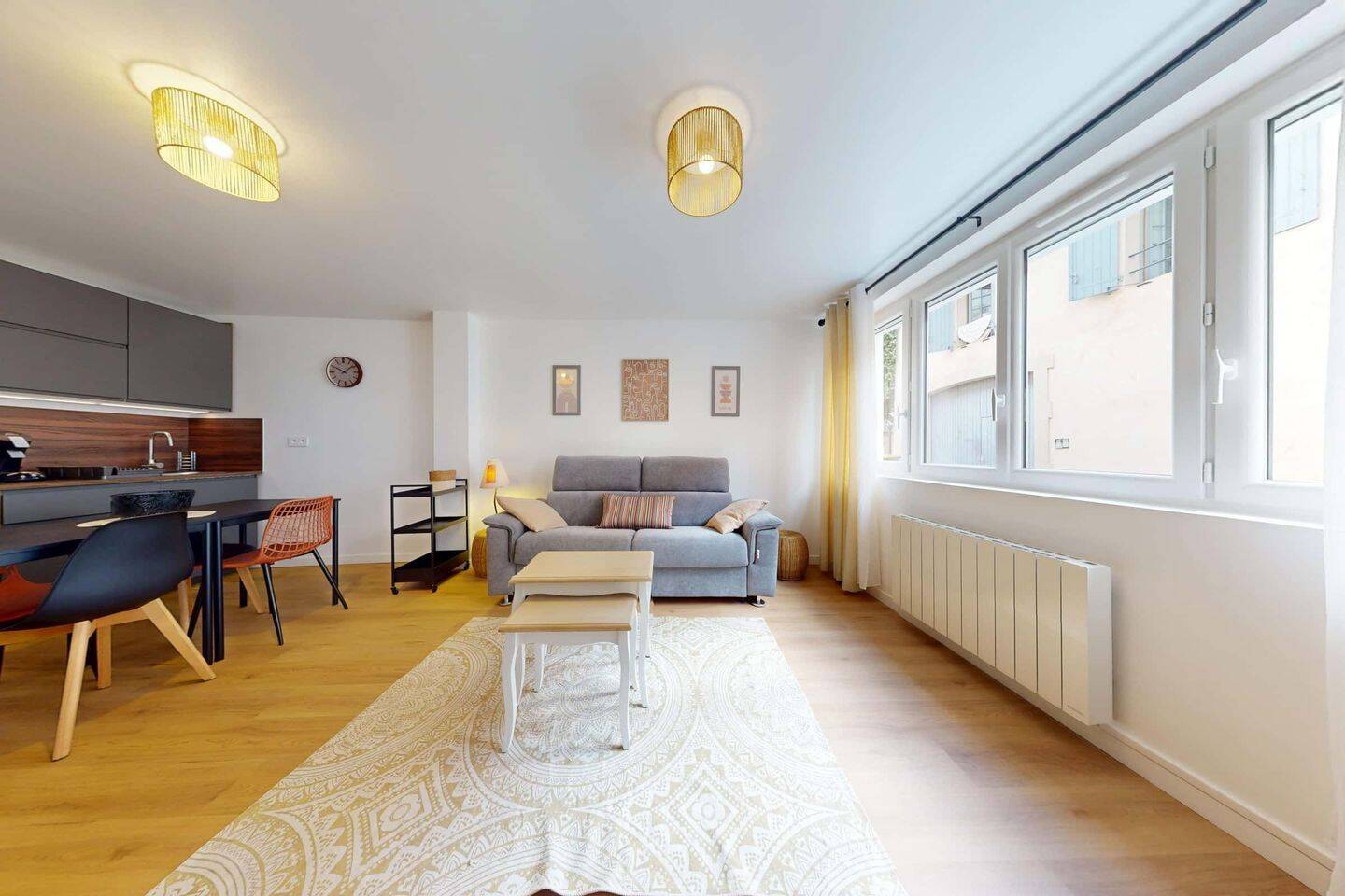 Appartement 1 pièce 32 m² · à Saint-Genis-Laval · 32 m² · 850 €/mois