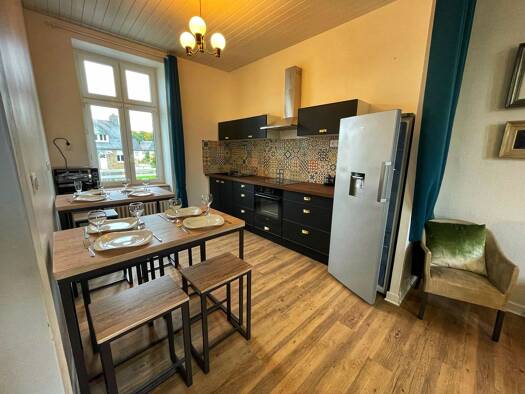 Maison à louer 360 € 9 pièces 6 chambres 150 m² 500 m² de terrain Nord Ouest Guingamp 22200