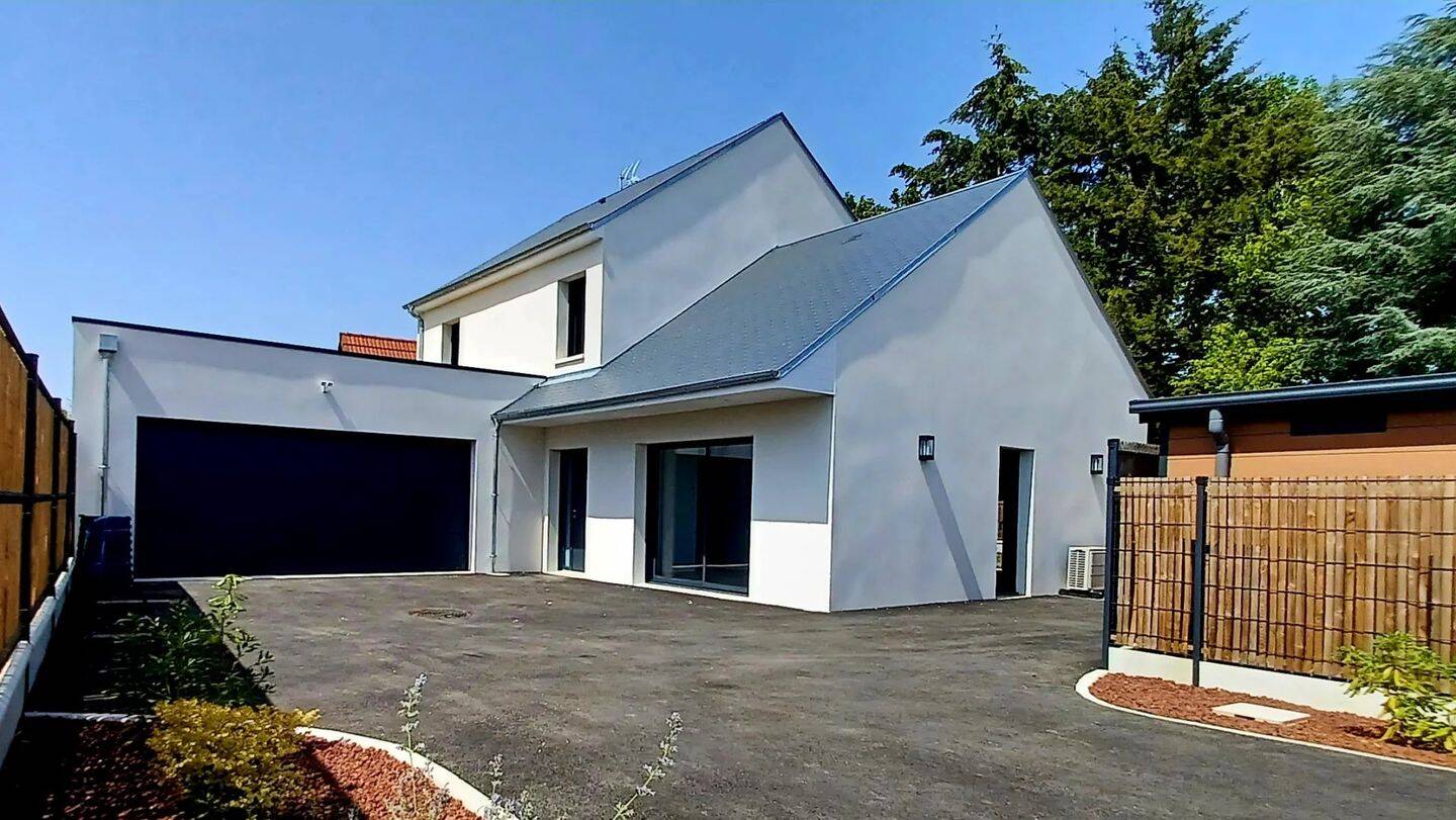 Maison 6 pièces 117 m² · à La Chapelle-Saint-Mesmin · 116,5 m² · 1 590 €