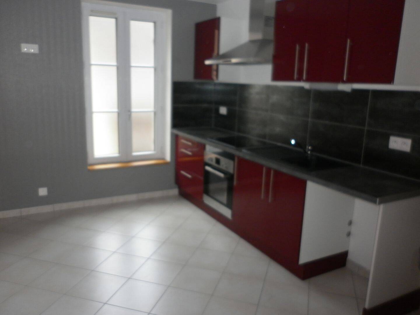 Appartement 2 pièces 66 m² · à Courville-sur-Eure · 65,7 m² · 630 €