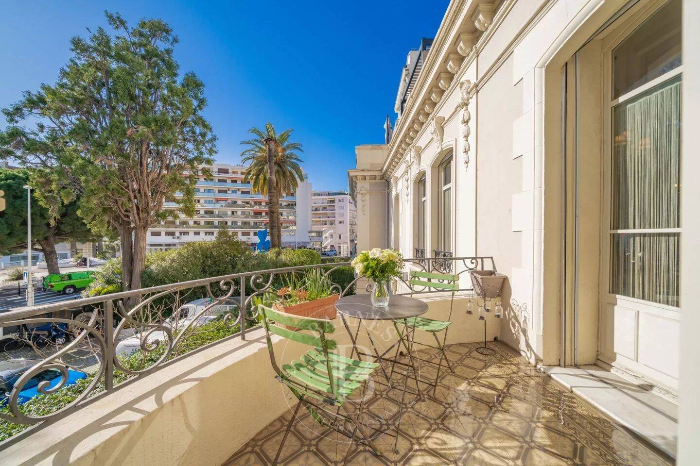 Appartement 2 pièces 75 m² · à Cannes · 75,1 m² · 735 000 €