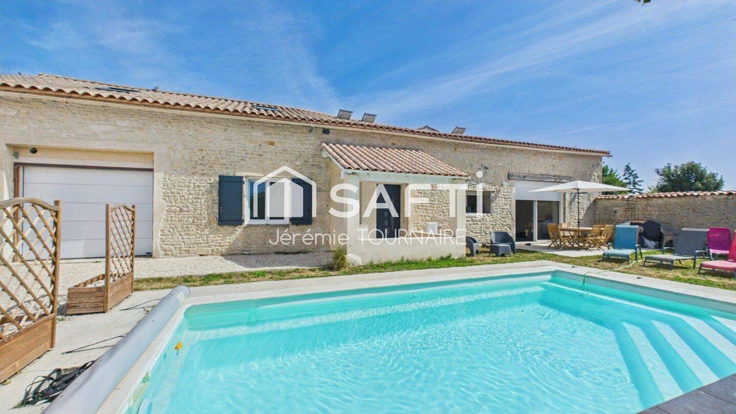 Maison 5 pièces 170 m² · à Longèves · 170 m² · 381 000 €