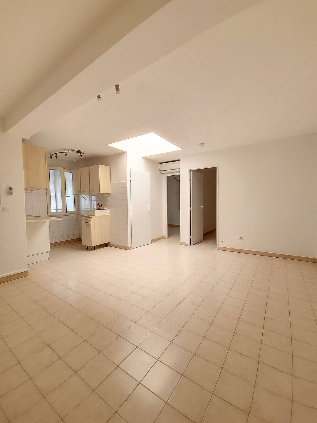Appartement 3 pièces 42 m² · à Arles · 42 m² · 582 €