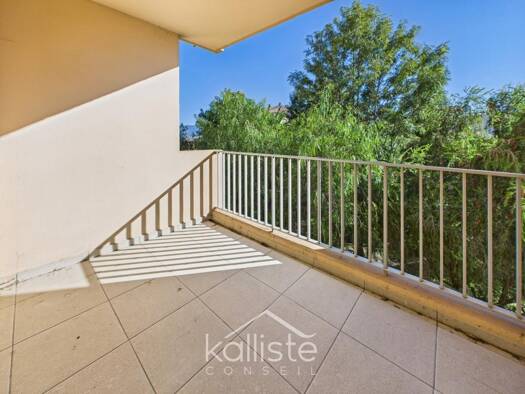 Appartement à vendre 270 000 € 3 pièces 2 chambres 69 m² Étage 1/6 Les Jardins de l'Empereur Ajaccio 20090