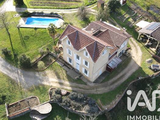 Maison à vendre 650 000 € 7 pièces 3 chambres 236 m² 11 000 m² de terrain Le Mas-d'Azil 09290
