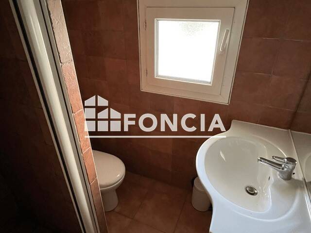 Appartement 3 pièces 43 m² · à Saint-Martin-d'Hères · 43,4 m² · 618 €
