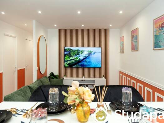 Colocation à louer 625 € 6 pièces 5 chambres 90 m² 2ème étage Champtier du Coq Évry-Courcouronnes 91000